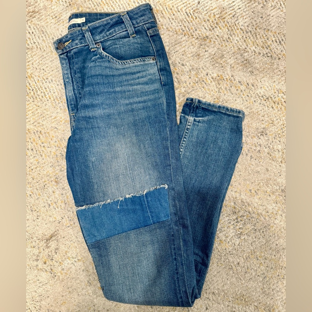 Levi’s Strauss 721 Vintage High-Rise Skinny Jeans